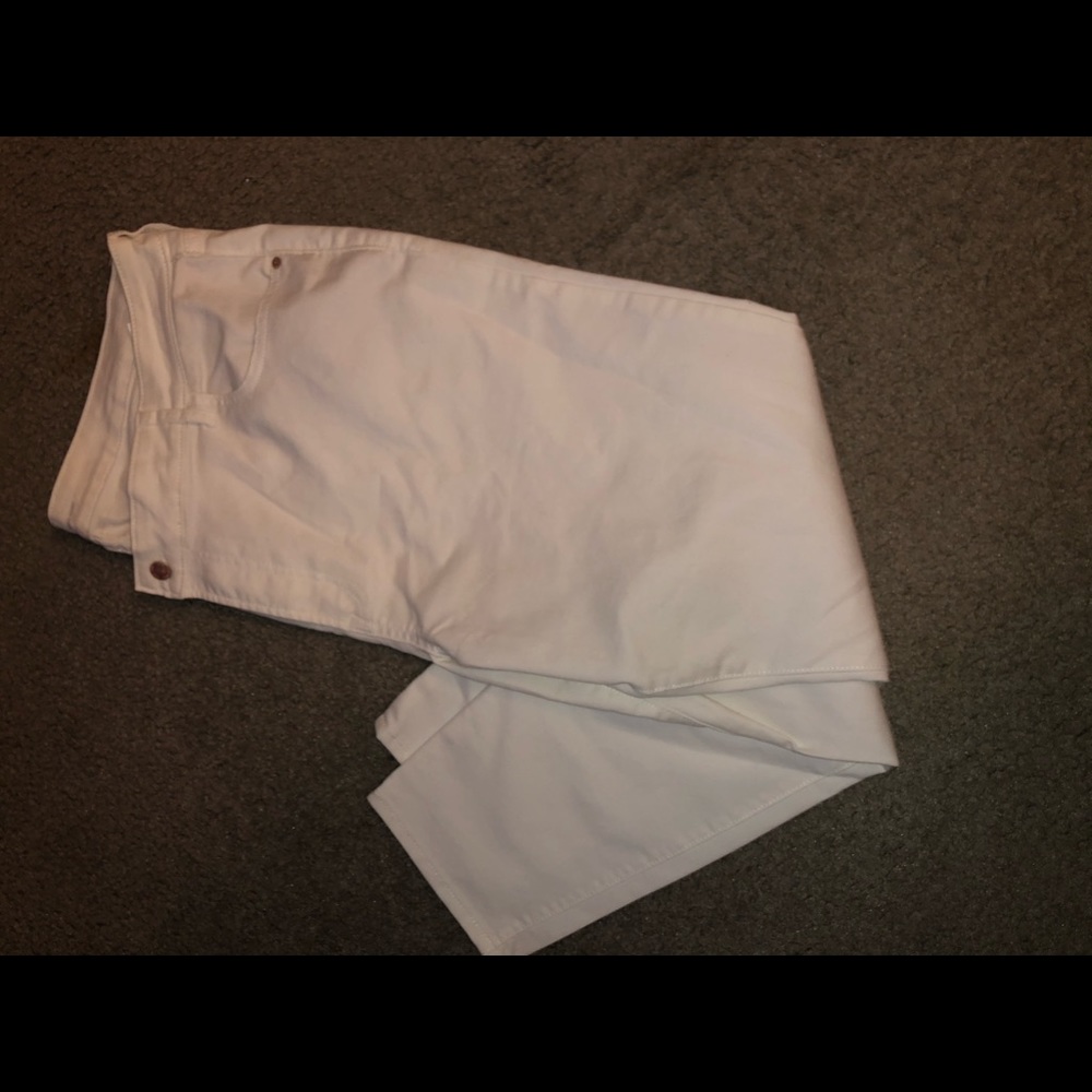 White ankle jeans
